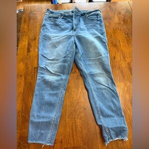 Old Navy Women's Light Blue Skinny Jeans